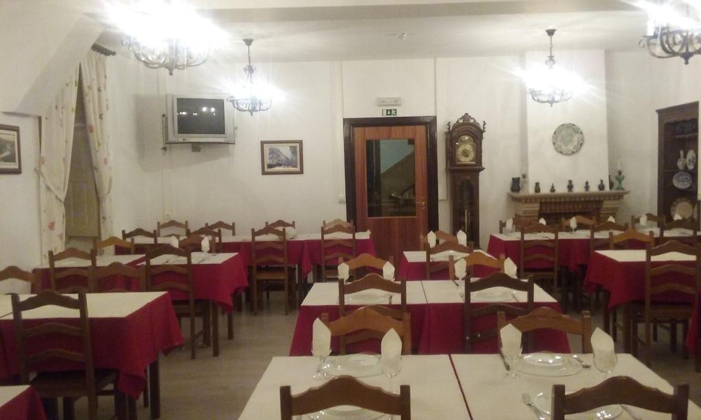 Pensao Avenida Hotel Пенакова Екстериор снимка