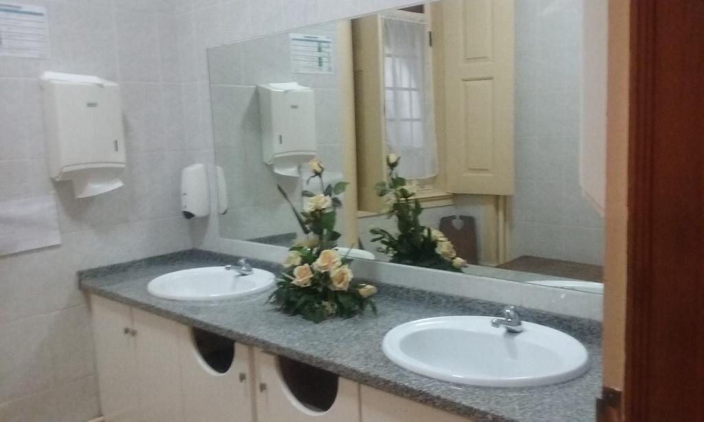 Pensao Avenida Hotel Пенакова Екстериор снимка